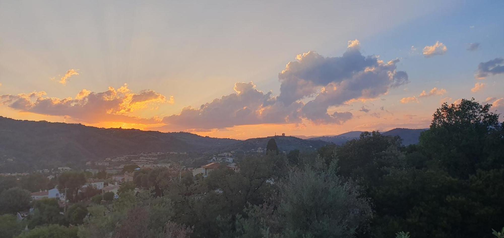 Calme Et Vue Panoramique Daire Pégomas Dış mekan fotoğraf